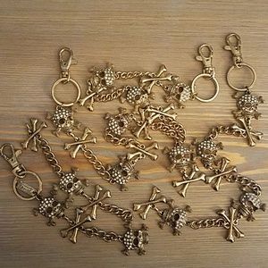 Skull and cross bone chain